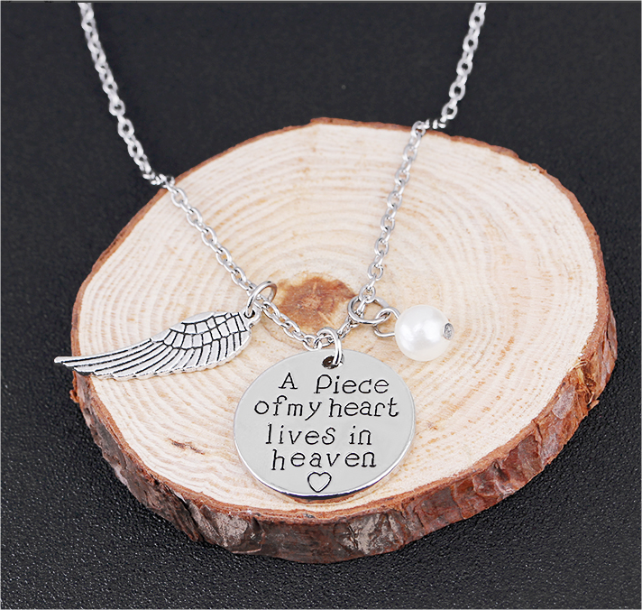 Angel Wing pendant with Pearl